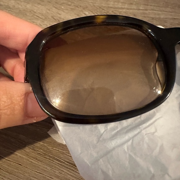 Dolce & Gabbana Tortoise Oval Sunglasses (style code DG4086) - Picture 9 of 16